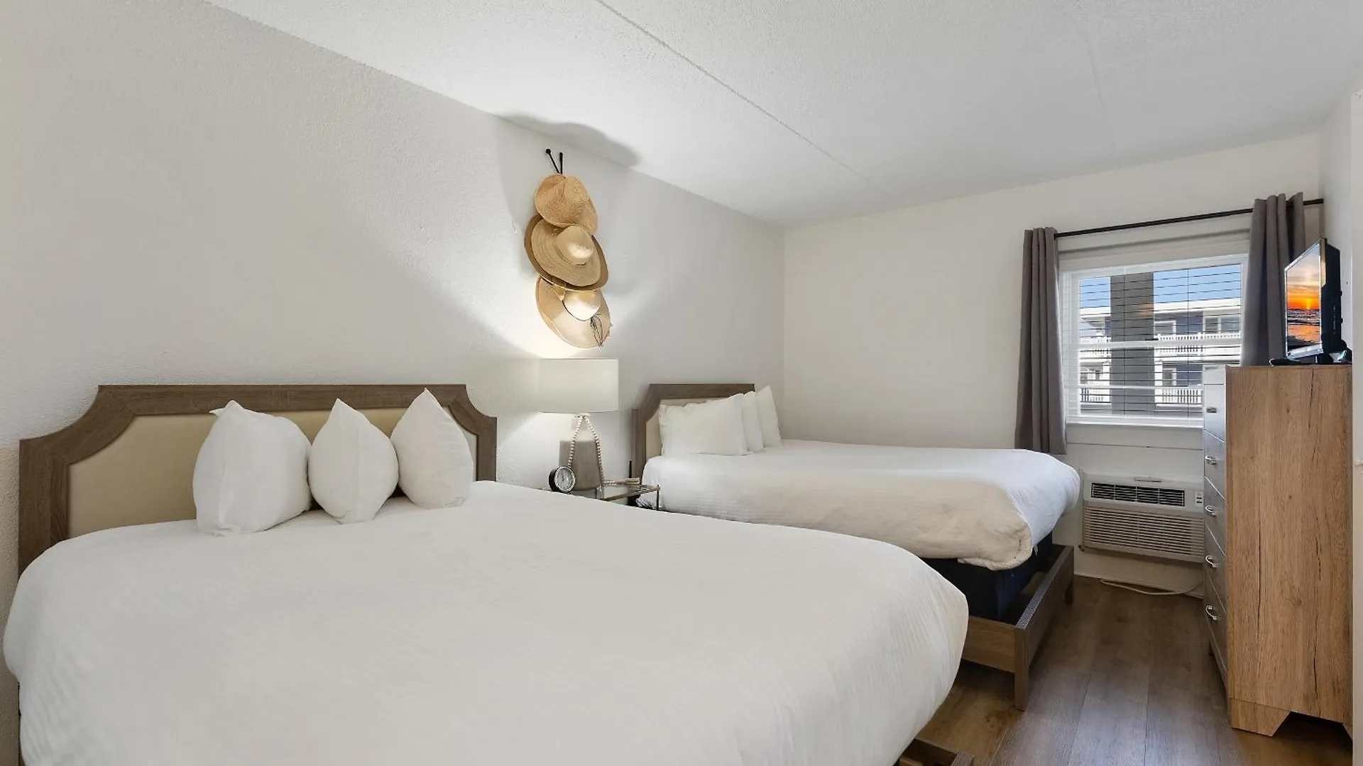 Beachcomber Aparthotel 3*