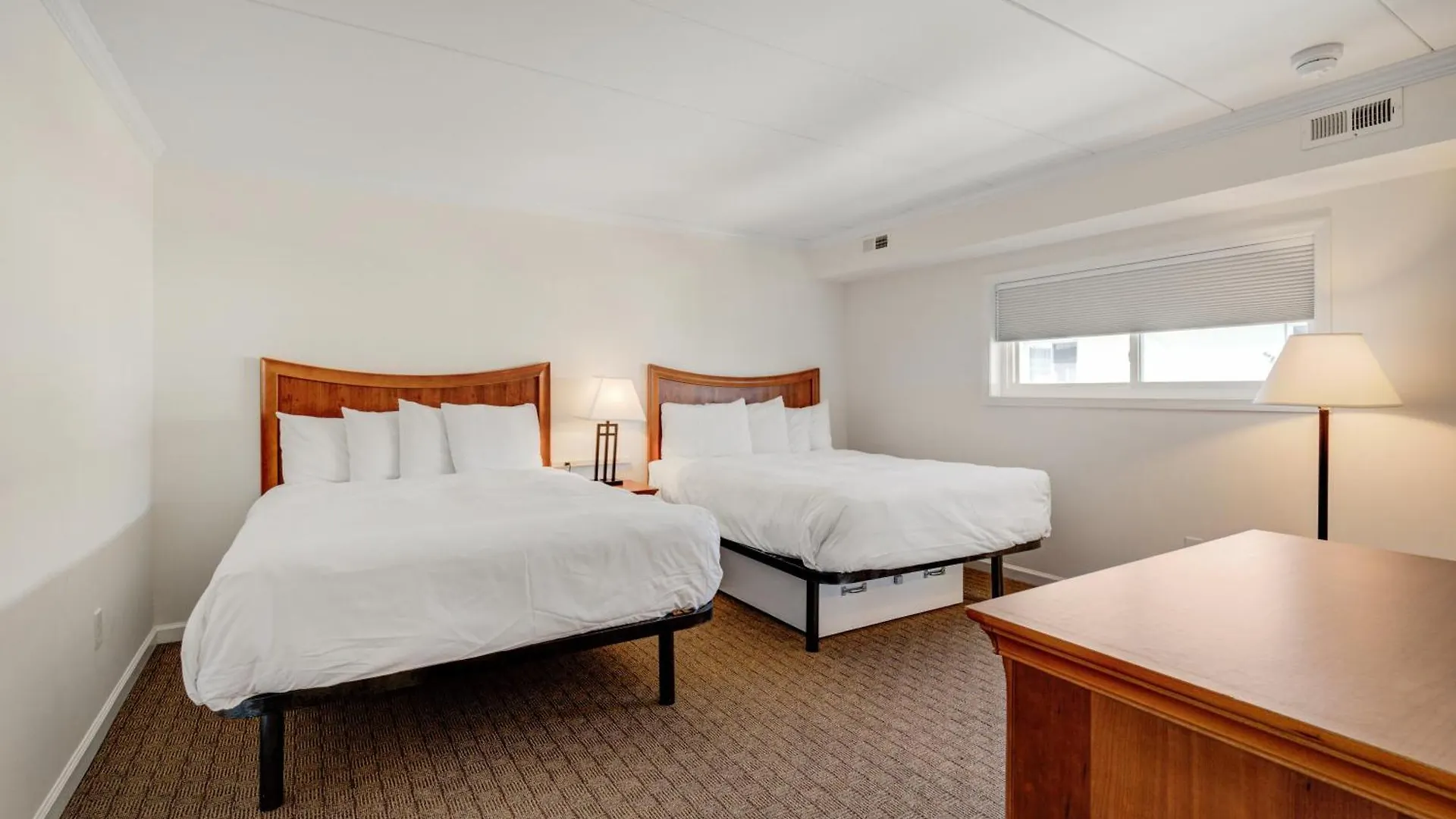 Hotel Desert Avalon