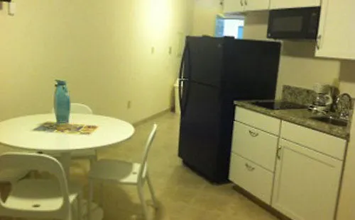 Surfside Suites 3*