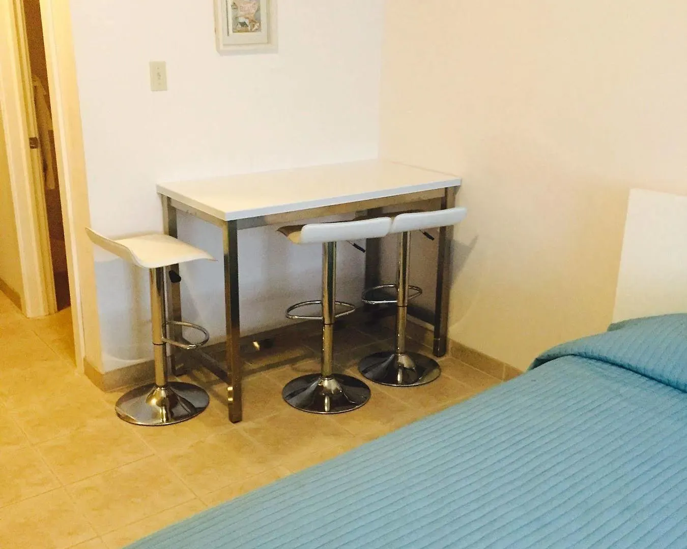 Surfside Suites Avalon