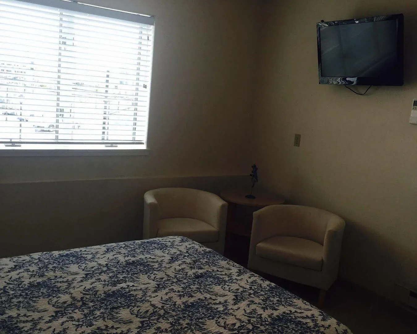 Hotel Surfside Suites