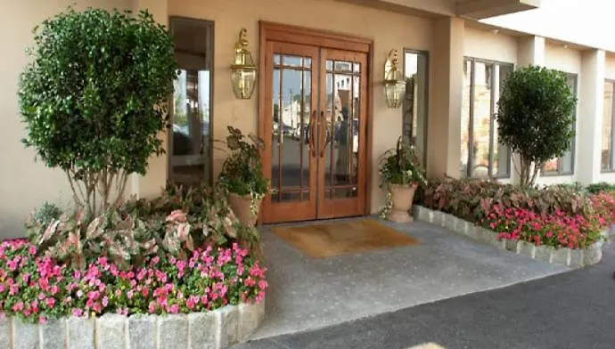 Hotel Golden Avalon
